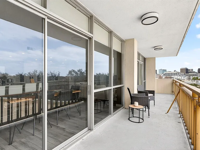 6211 W Northwest Hwy #400 — Photo 22