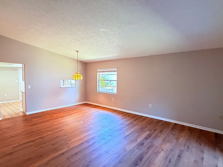 10609 Wyndcliff Dr — Photo 5