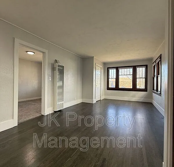 1018 8th Ave S #A — Photo 3