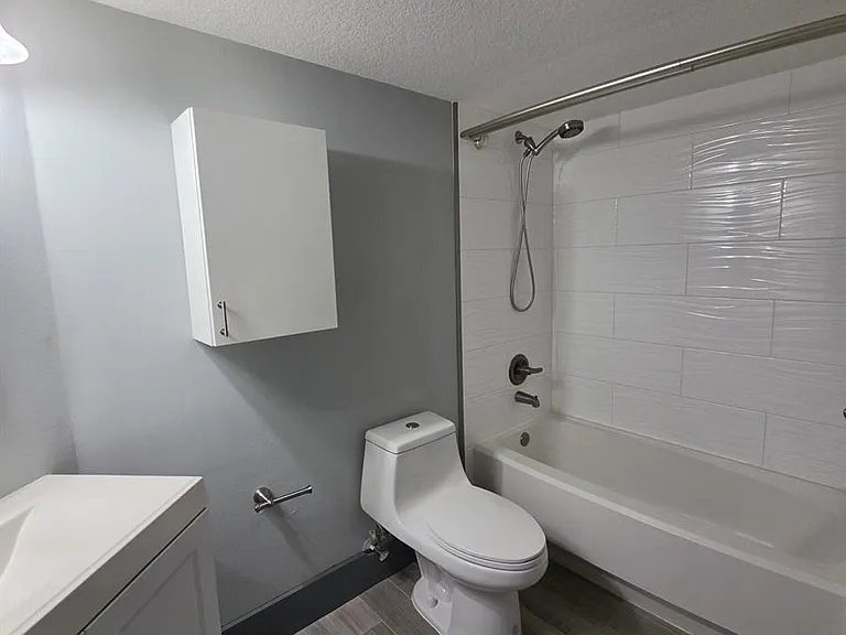 4211 San Marino Blvd #105 — Photo 17