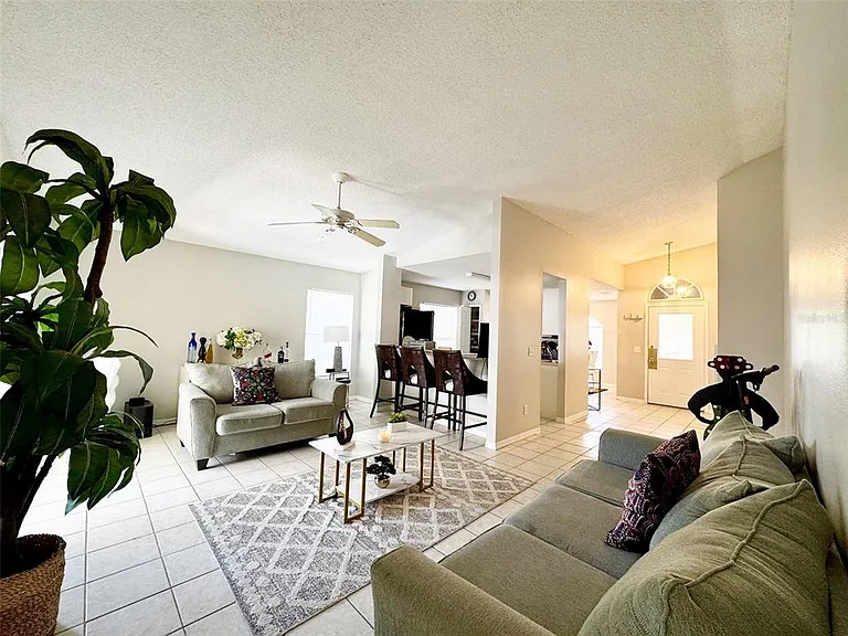 1509 Indian Oaks Trl — Photo 14