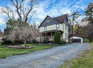 465 Main St, Dallas, PA 18612