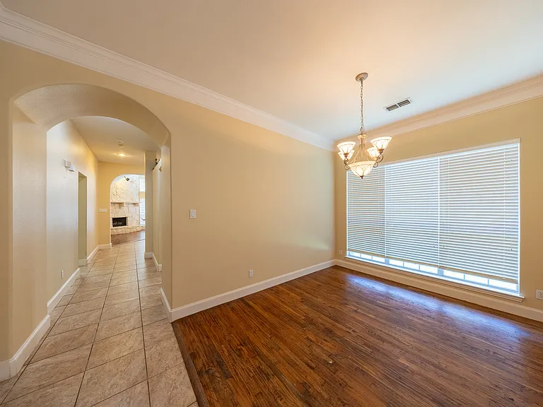 6366 Shadywood Dr — Photo 23