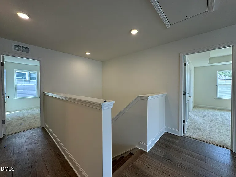 231 Faith Ave — Photo 18