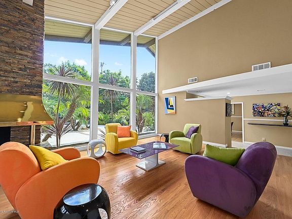 4th image of 1585 Sierra Madre Villa Ave