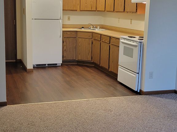 2nd image of W156N11495 Pilgrim Rd #105