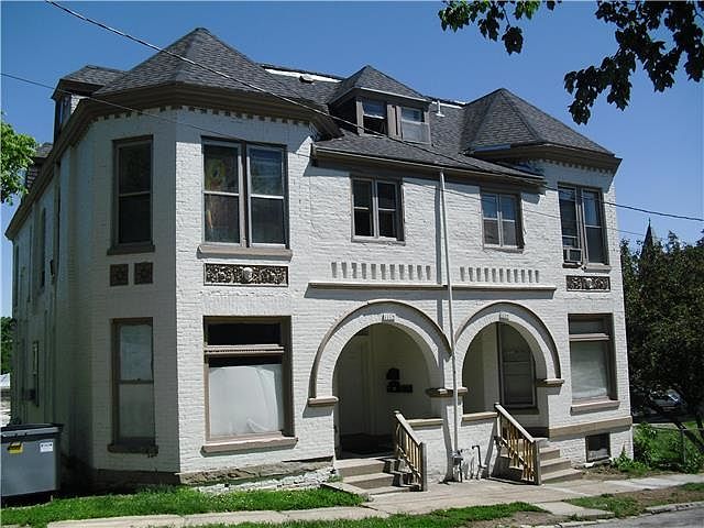 1st image of 1115 Felix St