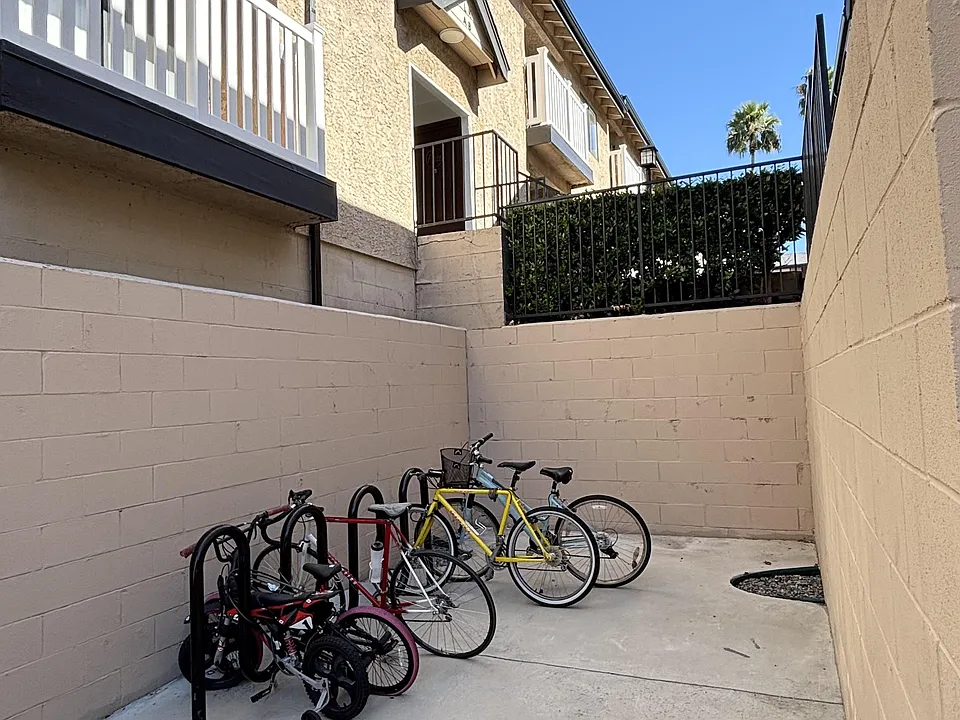 Almansor Villa Apartments