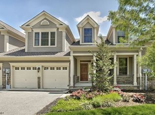 16 Sterling Dr, Chatham, NJ