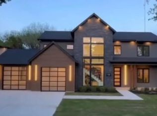 518 S Clark Rd, Cedar Hill, TX 75104