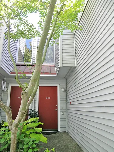 402 4th Ave Photo 1