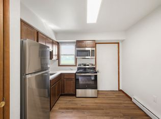 616 S Clinton St APT 1, Cuba City, WI 53807