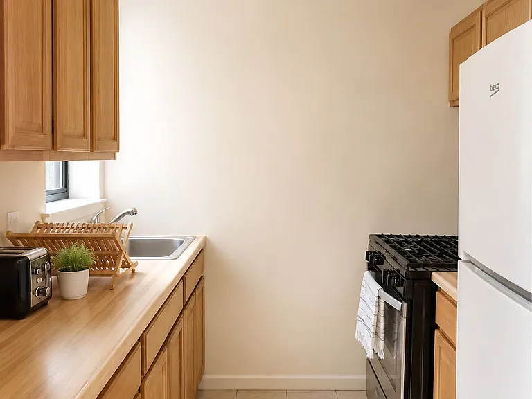 1617 Eastern Pkwy #1C — Photo 3