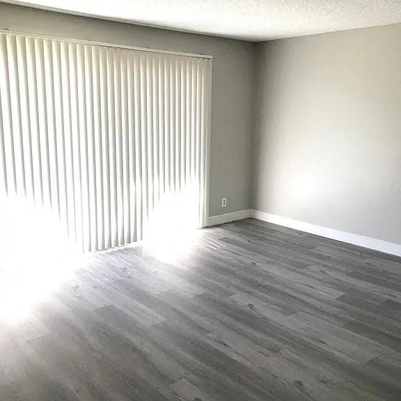 2621 S Harbor Blvd — Photo 4