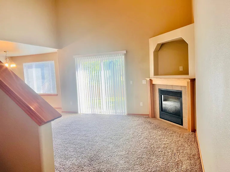 7181 Radius Loop SE — Photo 5