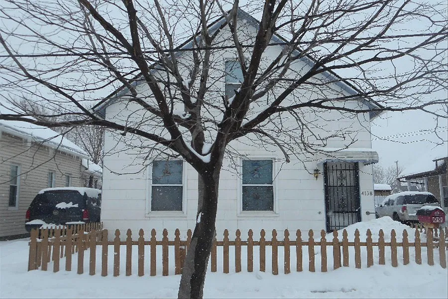 4138 Newark Ave photo 1