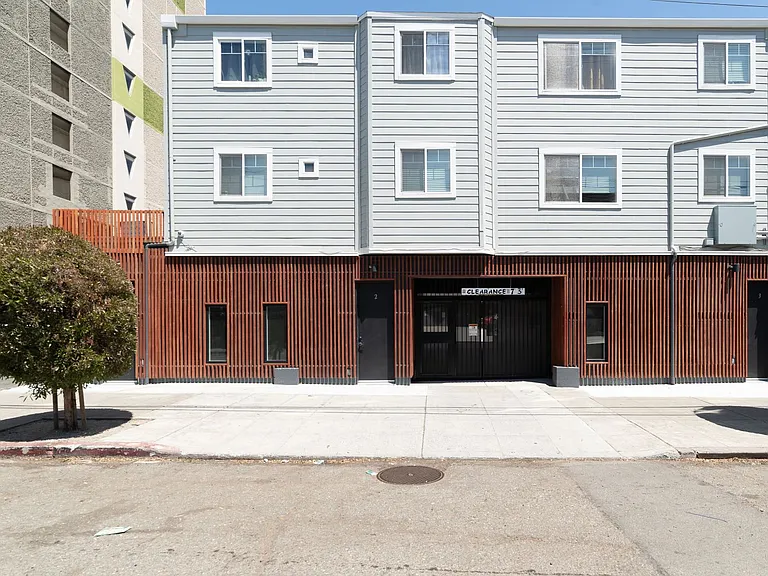 530 24th Street — Photo 4