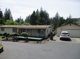 895 Chapman Rd, Castle Rock, WA 98611