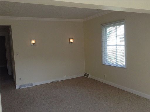4th image of 2243 N 72nd St