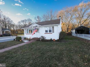 117 E Pittsfield St, Pennsville, NJ 08070