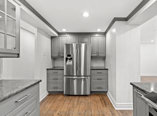 130 Neptune Dr UNIT 702, Toronto, ON M6A1X5