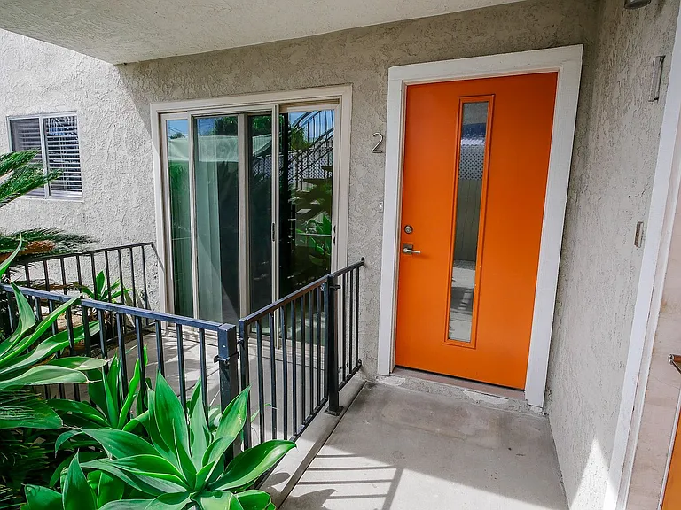 4640 Bancroft St — Photo 3