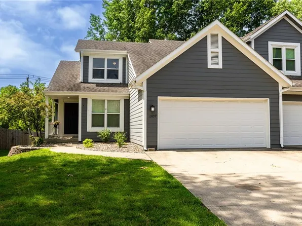 11007 W 115th Ter, Overland Park, KS 66210