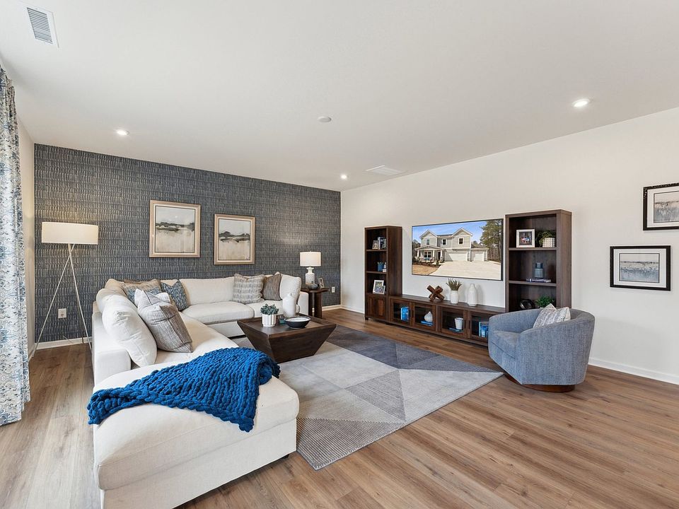 Charlotte's Ridge by HHHunt Homes in Middlesex NC | Zillow