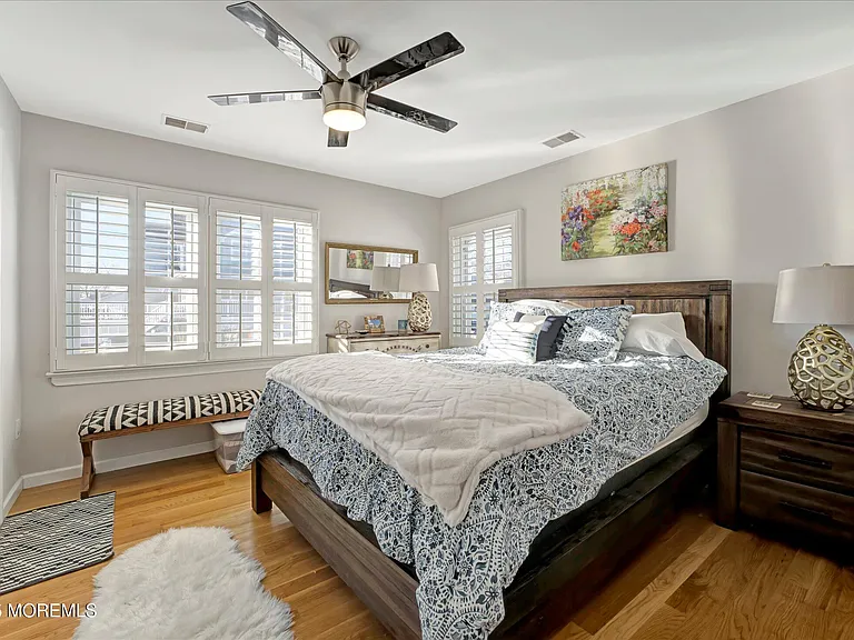 515 Stone Harbor Ave — Photo 10