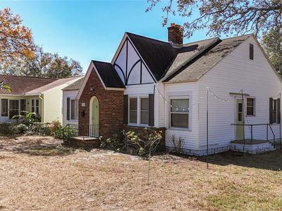 1136 12th St N, Saint Petersburg, FL, 33705