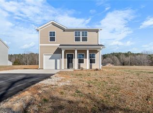 170 Finch Dr, Lexington, NC 27292
