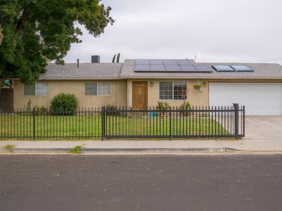 559 Perry Ave, Corcoran, CA, 93212