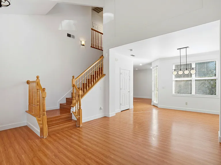 32 Terraced Hills Cir — Photo 3