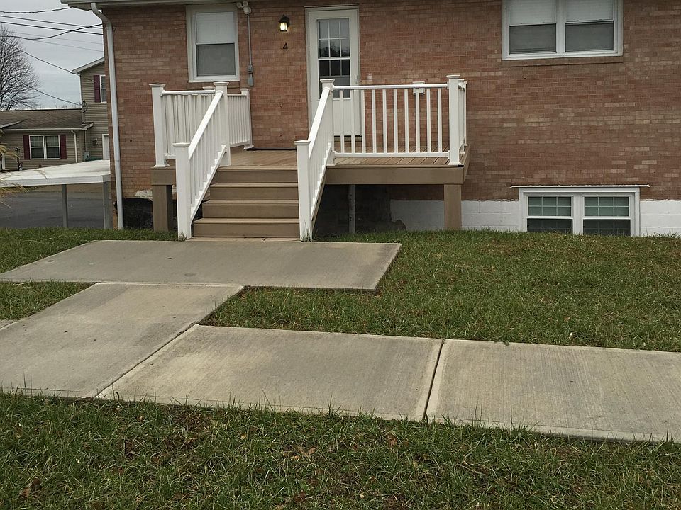 1st image of 1205 Headley Ct APT 4