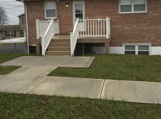 1205 Headley Ct APT 4, Fairmont, WV 26554