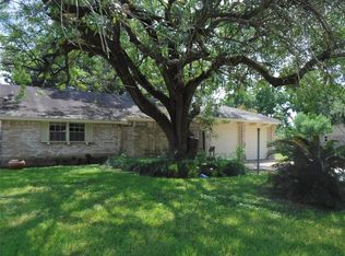6343 Maple Hill Dr, Houston, TX 77088