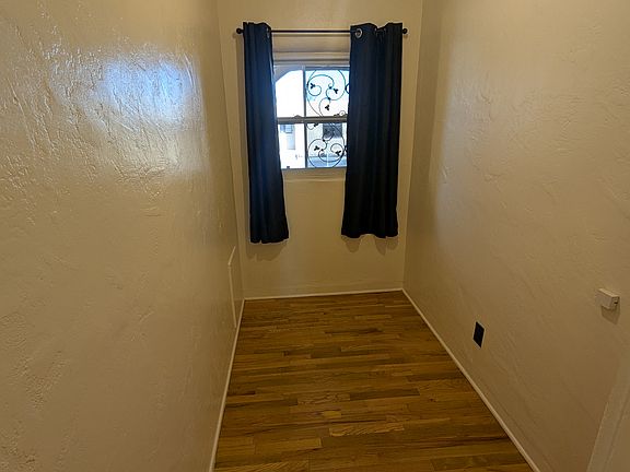 5th image of 602 Montclaire Dr NE