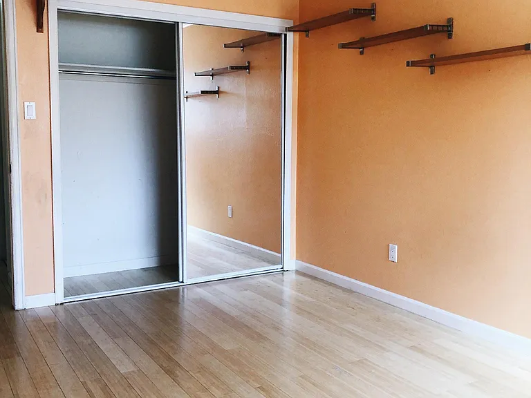 1150 Monroe Dr #B — Photo 10