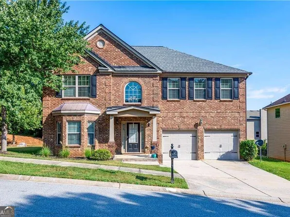 7883 Heathmore Dr, Fairburn, GA 30213