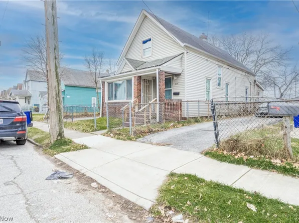 3154 W 105th St, Cleveland, OH 44111
