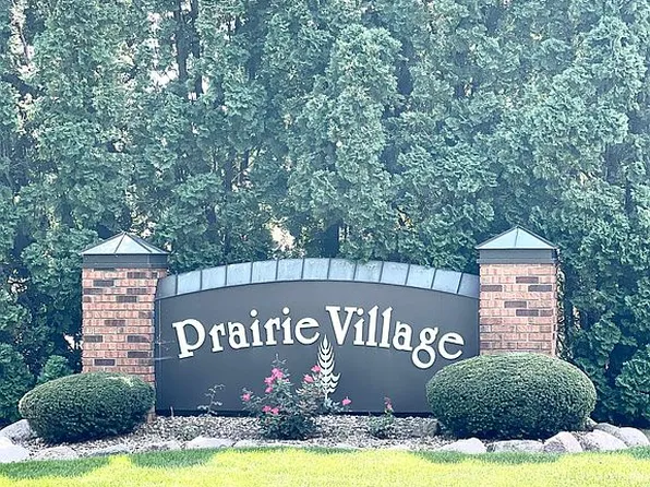 39 Prairie Village Pl, Morton, IL 61550