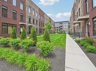 502 Riverfront Ln, Columbus, OH 43201