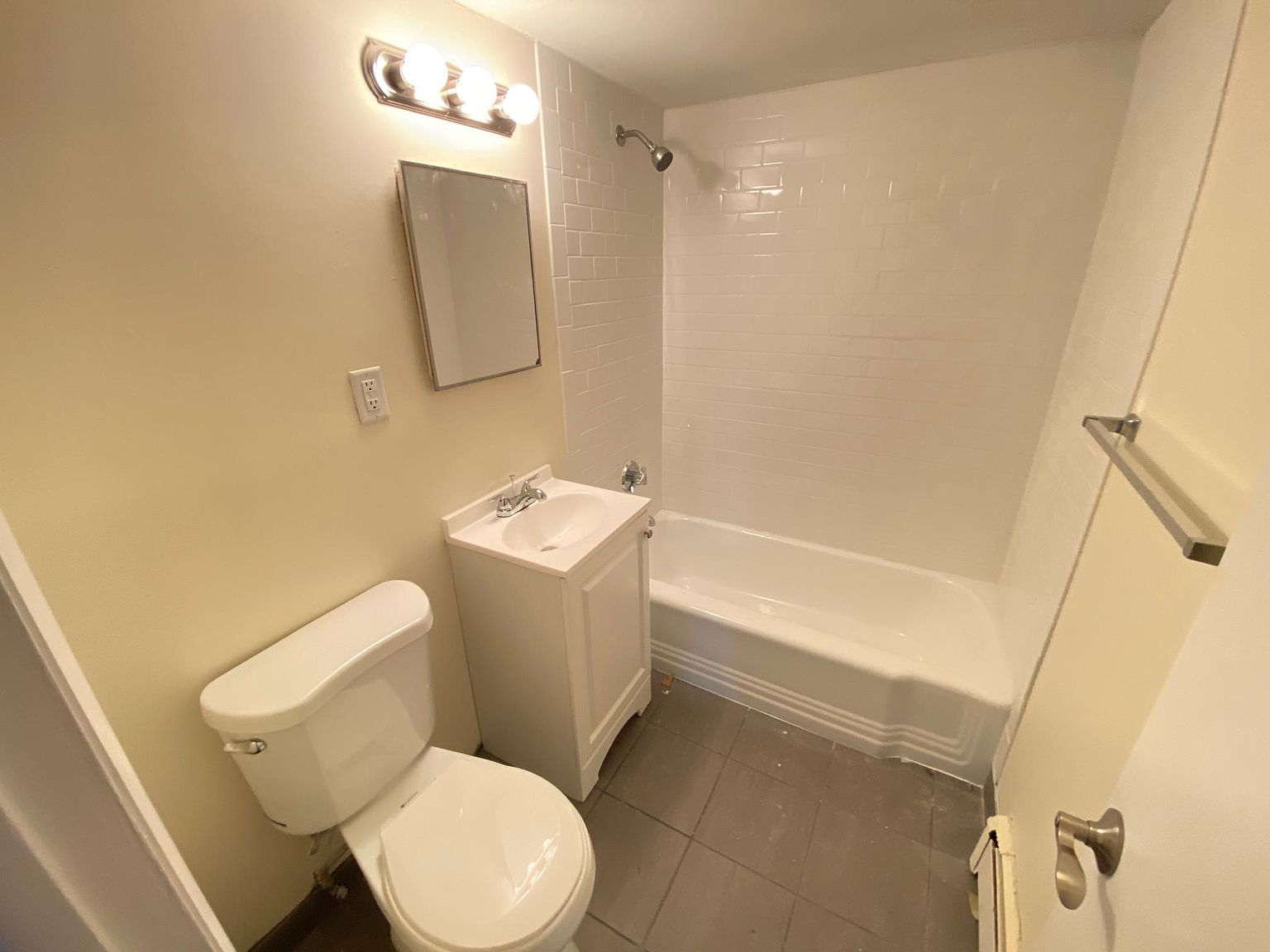 20 Riverside St 5, Watertown, MA 02472 Zillow