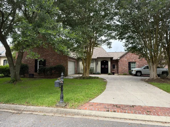40204 Swan Cir, Gonzales, LA 70737