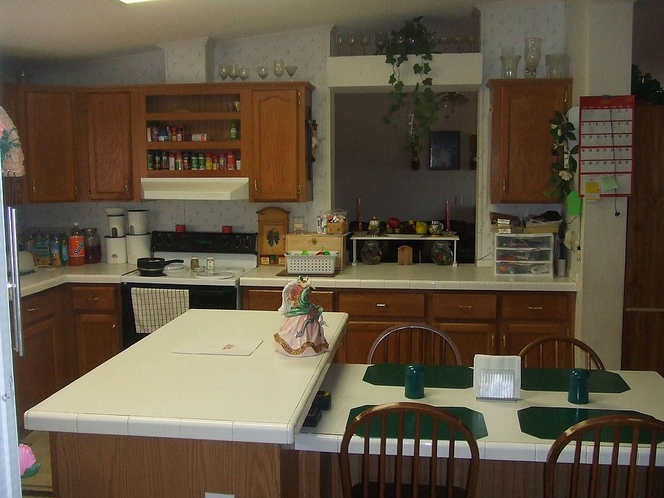 2nd image of 1693 Iron Pebble Dr