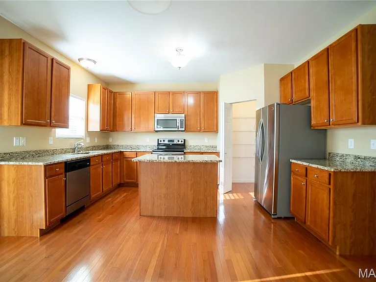 84 Brighton Park Dr — Photo 41