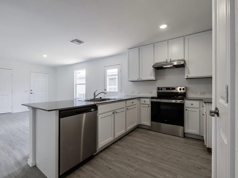 13319 Furyk Dr — Photo 10