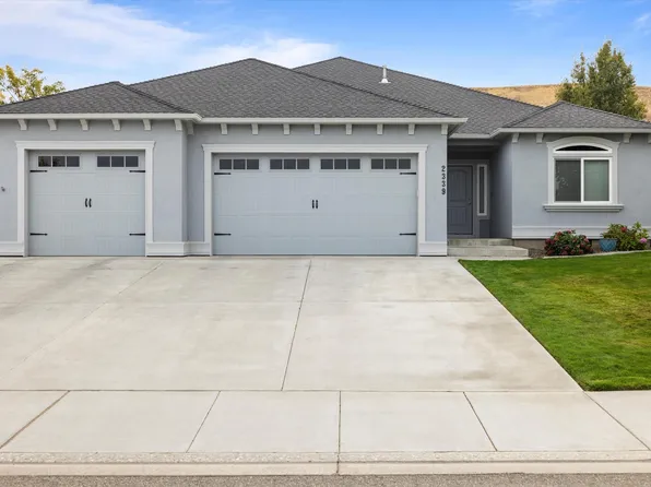 2339 W 49th Ave, Kennewick, WA 99337