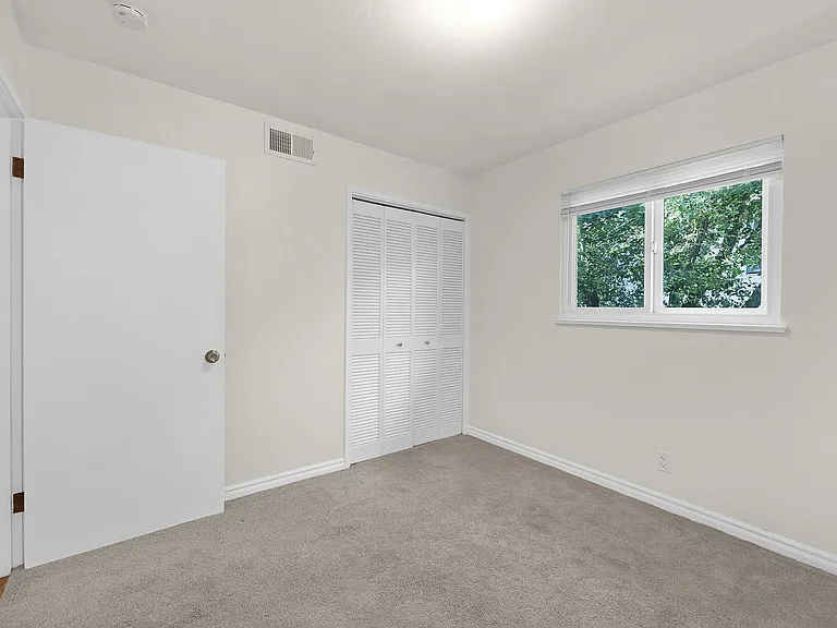 8 Stephens Ct — Photo 8