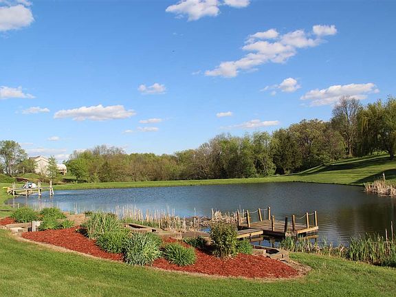 3rd image of 1834 Pinebrook Ct NE